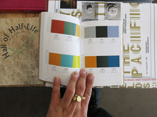 Load image into Gallery viewer, Dictionary Of Color Combinations Volume 1