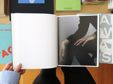 Load image into Gallery viewer, Jet Swan – Material