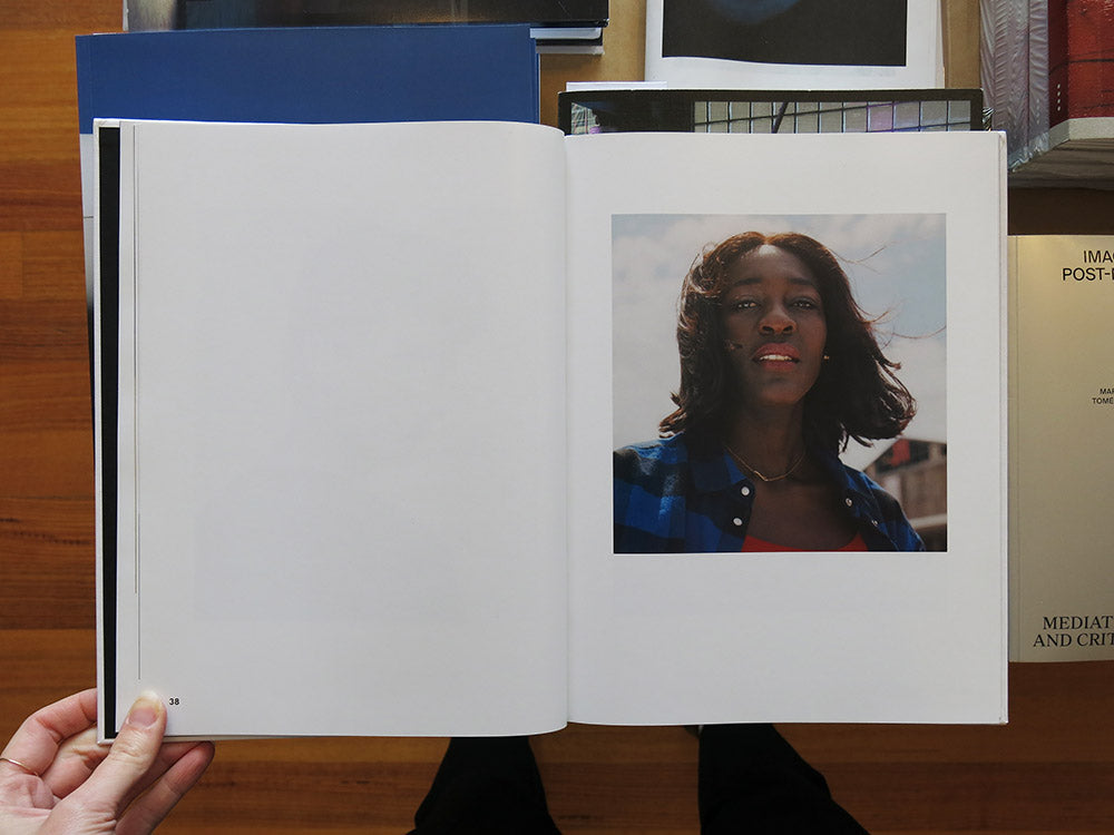 Mark Peckmezian – Nice – Perimeter Books
