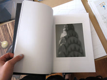 Load image into Gallery viewer, Cristiano Raimondi &amp; Simone Menegoi - LE SILENCE Une fiction
