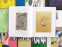 Load image into Gallery viewer, Steven Humblet – Off Camera