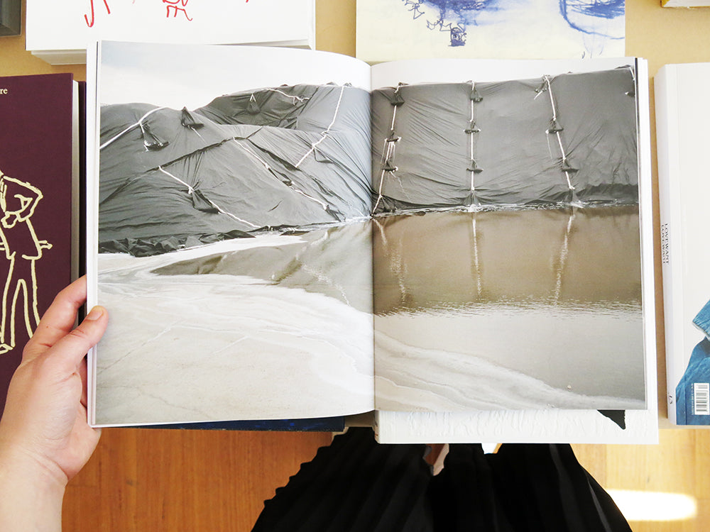 コミケ86 K-BOOKS マイクロファイバー My vol.5 just arrived, loving these bookmarks!! : r/EightySix