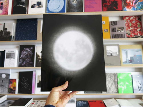 Lele Saveri – Luna 10 Years
