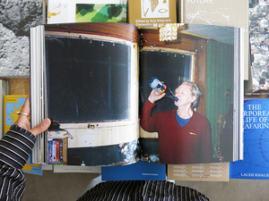 Richard Billingham – Ray's a Laugh