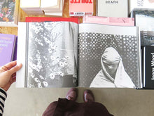 Load image into Gallery viewer, Hoda Afshar – The Fold