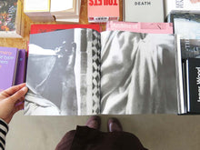 Load image into Gallery viewer, Hoda Afshar – The Fold