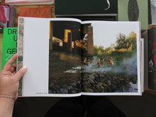 Load image into Gallery viewer, Justine Kurland – Girl Pictures