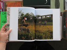 Load image into Gallery viewer, Justine Kurland – Girl Pictures