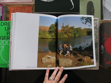 Load image into Gallery viewer, Justine Kurland – Girl Pictures