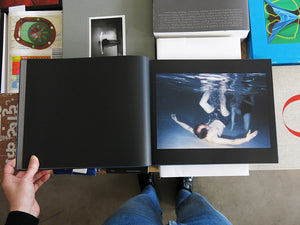 Larry Sultan – Swimmers