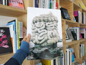 Daniel Dewar and Grégory Gicquel – Le pied, le pull-over et le système digestif