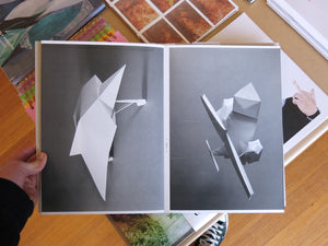 Sjoerd Knibbeler - Paper Planes