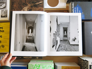 John Divola – Terminus