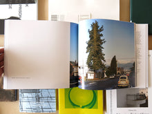 Load image into Gallery viewer, Stephan Balkenhol &amp; Jeff Wall - Figure on Display