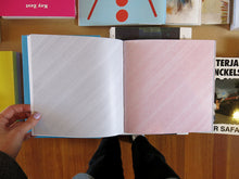 Load image into Gallery viewer, Sol LeWitt – Four Basic Kinds of Lines &amp; Colour