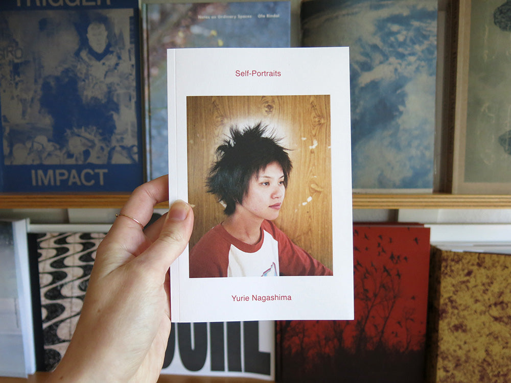 サイン入り‼️ Self-Portraits / Yurie Nagashima SELF-PORTRAITS by Yurie Nagashima 【サイン本】 - NADiff Online