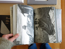 Load image into Gallery viewer, On Tempelhofer Feld