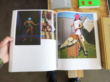Load image into Gallery viewer, Cordula Ditz – I don&#39;t need a cloak to become invisible
