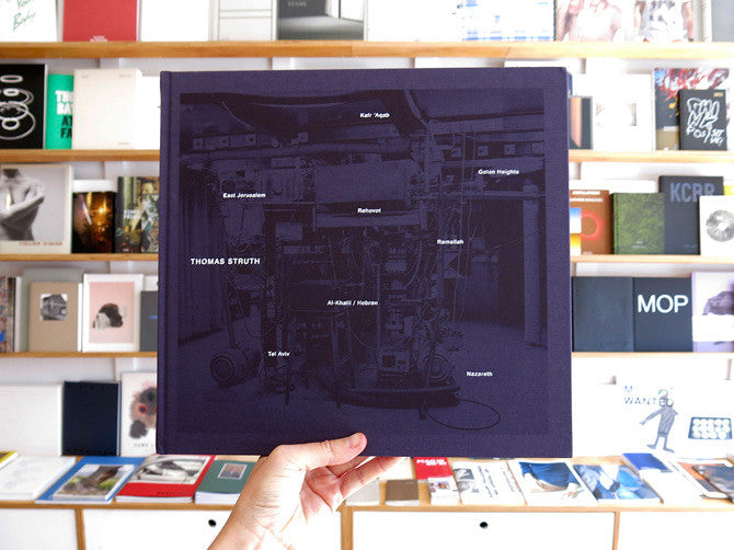 Thomas Struth – Perimeter Books