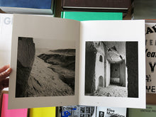 Load image into Gallery viewer, Ursula Schulz-Dornburg – The Land in Between